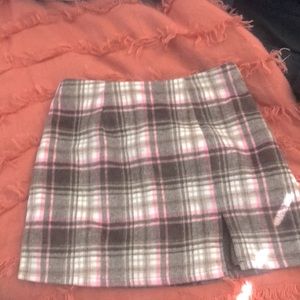 plaid mini skirt